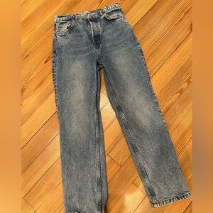 Reformation High-Rise Straight Jeans in Faded Blue